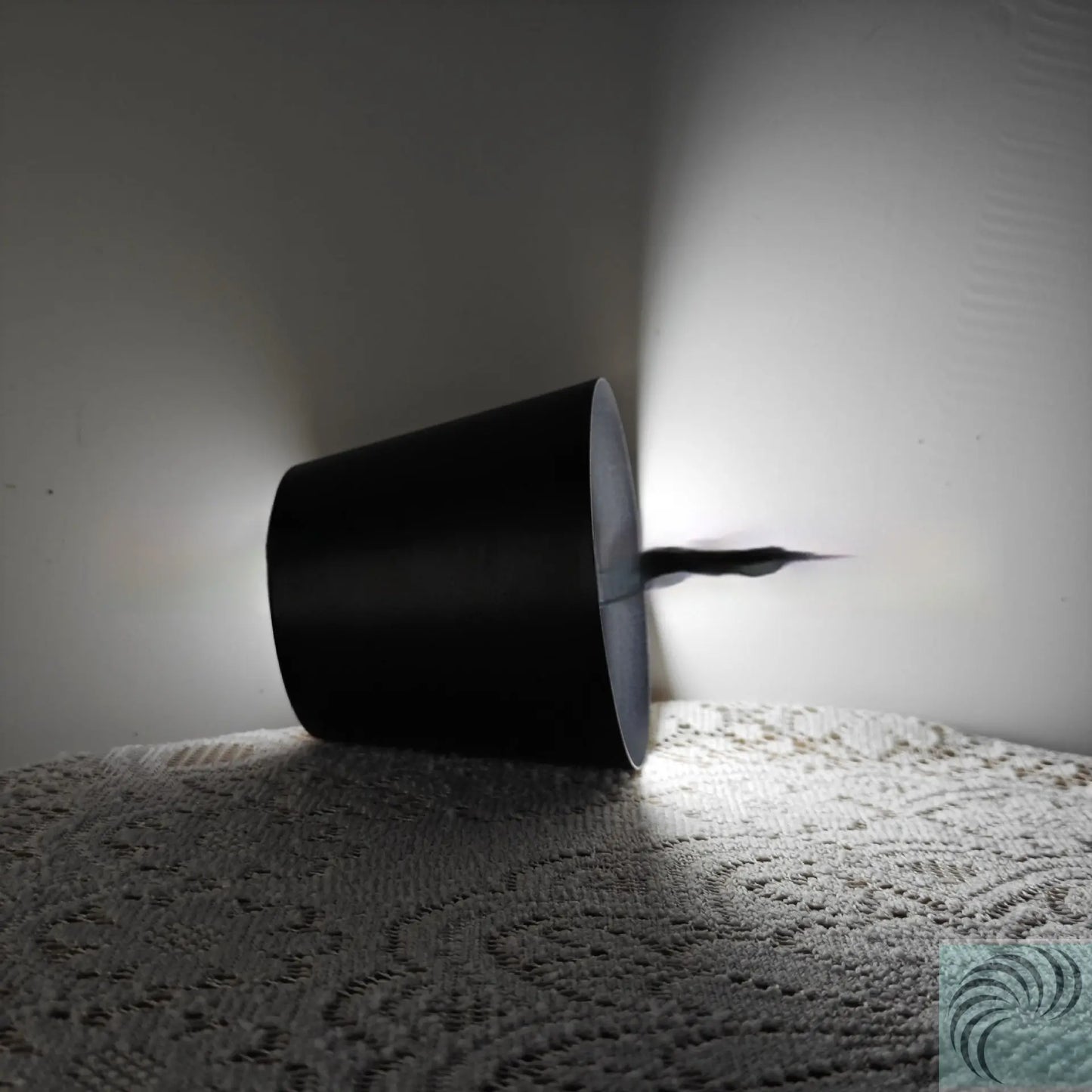Exclusive For Cross-border Plug-in Wine Bottle Lights Three-color Dimming Metal Wine Bottle Table Lamp LeRameauShop